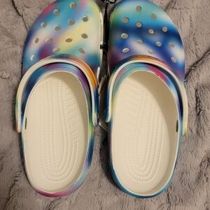 Brand new crocs